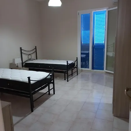 Perla Marina * 恩佩多克莱港